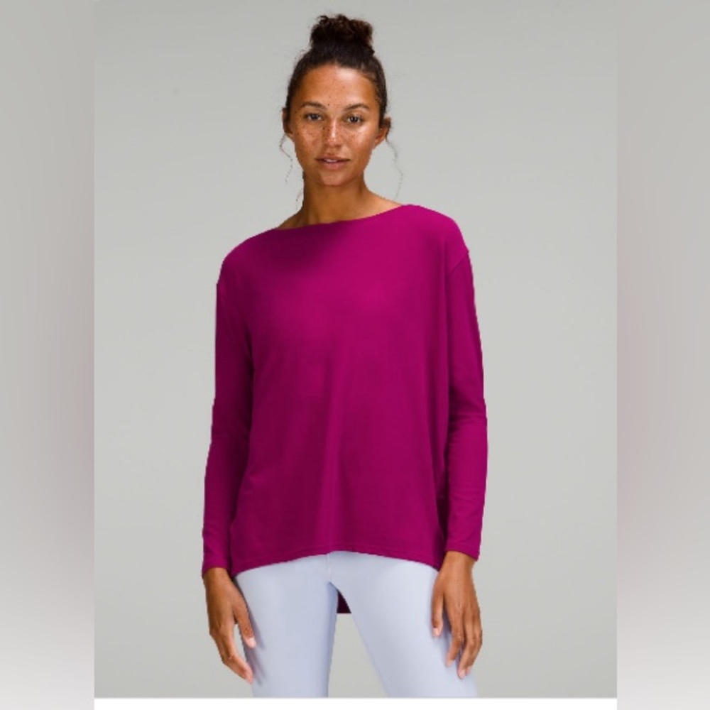 Bundle (5)Lululemon back in action tops size 4